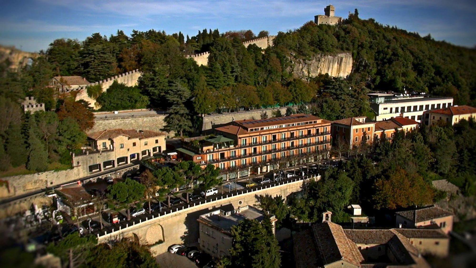 Grand Hotel San Marino Bagian luar foto